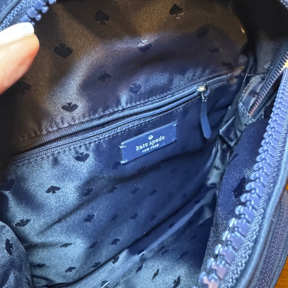 Kate Spade navy backpack silver brand logo double adjustable straps NWT ♠️ - Picture 10 of 14